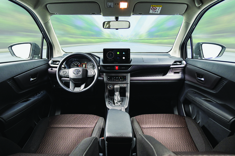 AVANZA PREMIO CVT