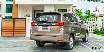 INNOVA E 2.0MT