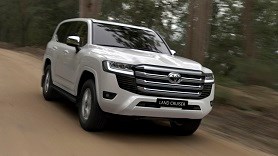 TOYOTA VIỆT NAM GIỚI THIỆU LAND CRUISER THẾ HỆ MỚI NHÂN DỊP KỶ NIỆM 70 NĂM