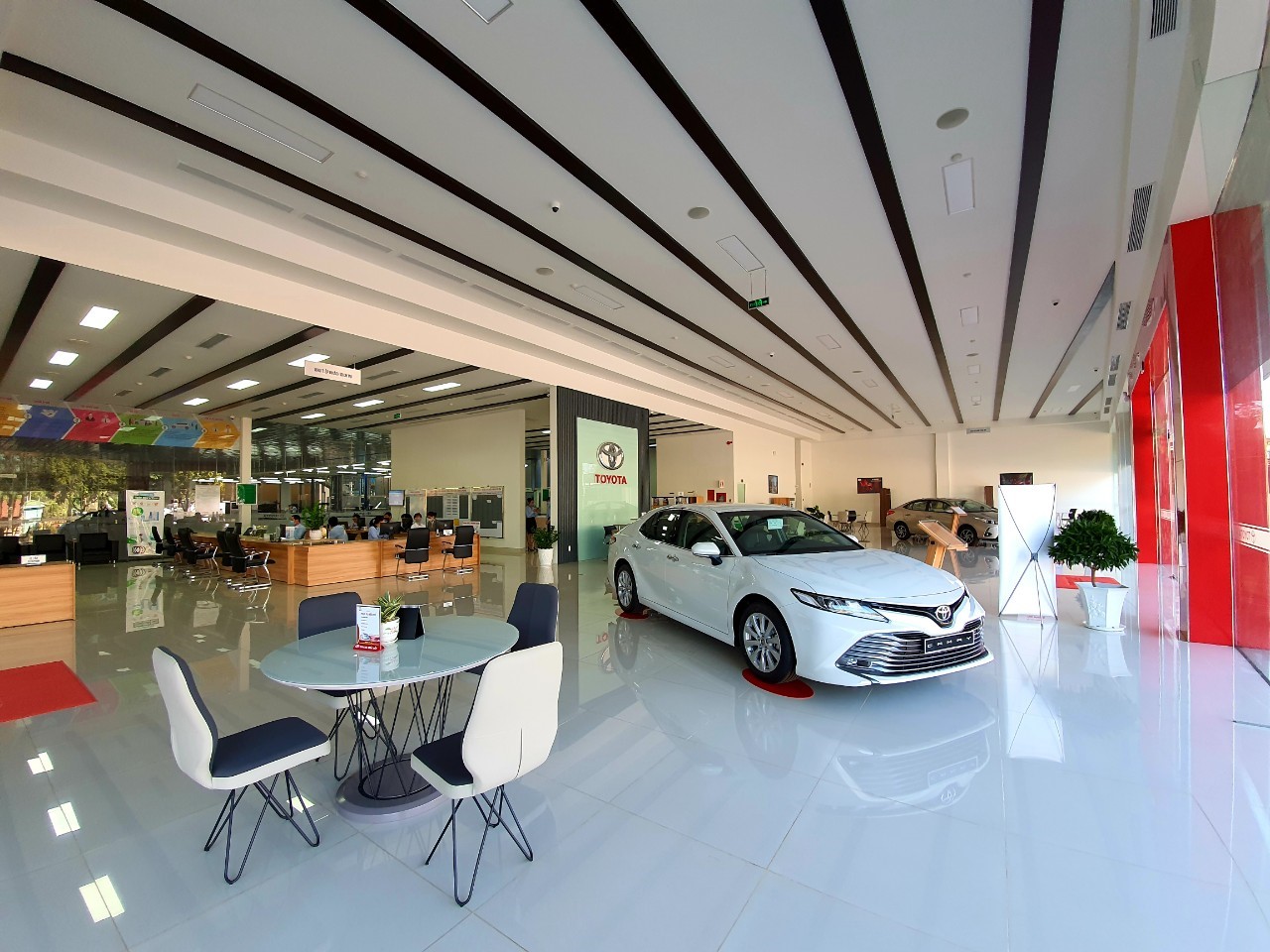 Toyota Việt Nam mở rộng hệ thống đại lý Ra mắt Toyota Đắk Lắk